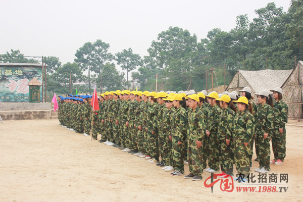 ʿ��ͻ�����҂���Ŭ��