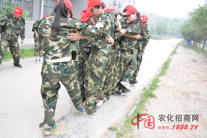 ͨ�^�M�Ɂ��R�d���Α������������҂����挦ͻ����������y�r(sh��)���҂�Ҫ�������o