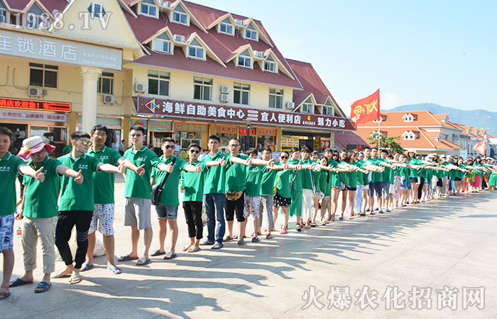 �𱬵��B�Ƹۃ�����