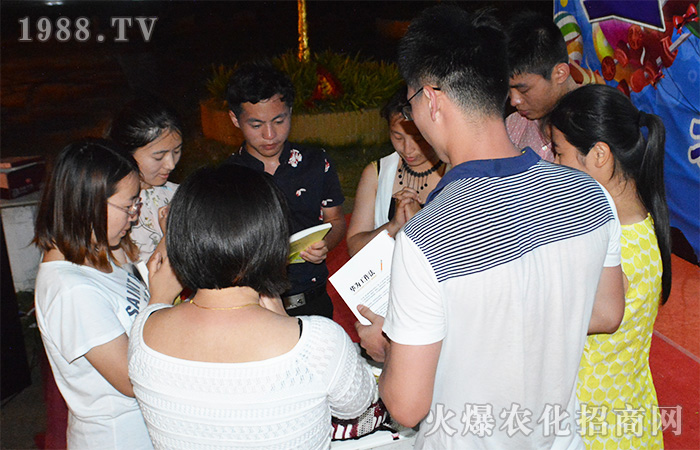 ����һ�����B�Ƹ�֮��