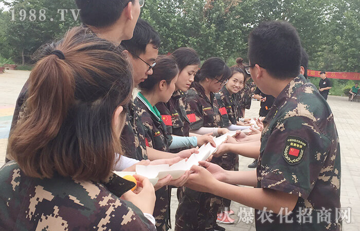 ���س��� ����ֱǰ