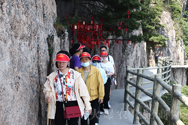 ���M(j��n)�Ͼ�ɽ���^��ɽ�w�٣��[�r�����^��Ʒ���ӵ��y(t��ng)