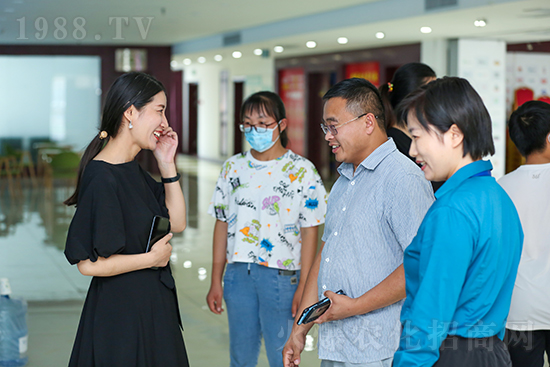 熱烈歡迎山東硅谷蒞臨火爆網(wǎng)參觀交流,洽談合作!