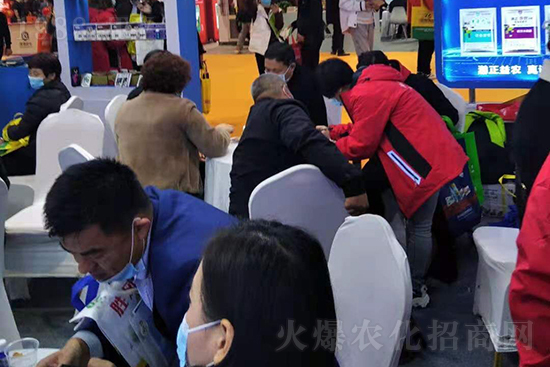 植物病毒病的“克星”!速殺蚜蟲白粉虱,,持效期長達40天!