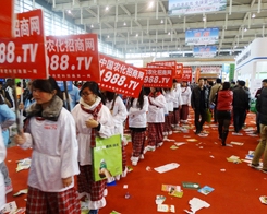 2013�Ͼ�ֲ���p���������r(n��ng)����Ӣ���F(xi��n)��ɫ