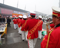 �r�����̾W�c��һ·���