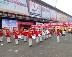 �r�����̾W�M���չ�F�L��