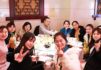 �𱬾W�ο��c�𱬾W��Ӣ�e�����R������