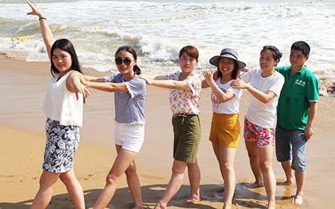 ����Դ������������ʼ��׷���r(n��ng)����Ӣ��߅������