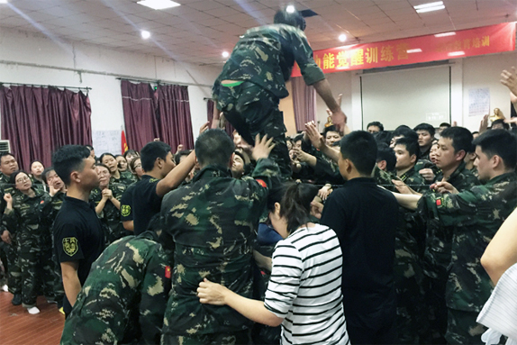 �ɹ�·�ϳ�M�G�����F�Y(ji��)һ�ģ��K׌�҂�����������