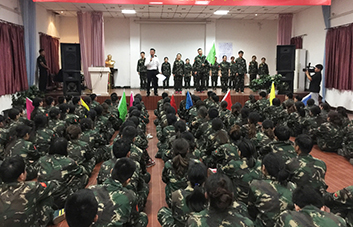 �F꠱�ƴ�����µ�ֻ���ǜIˮ�������z����