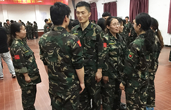 ���ڰl(f��)�F(xi��n)��߅������������߆݌��e�˵�ٝ����