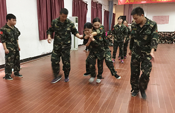 �R�ąf(xi��)��������(chu��ng)�ѿ����B��ƴ��������o����