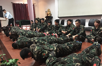 �FꠔU������Ƹ�T��Ҫ���������Y����