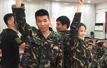 �\�I�ᢷ��ɛQ��ǧ�����ؠ��������A������