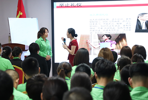 �����������ԶY���ˣ��𱬾W(w��ng)���˼�Ӗ(x��n)�̄�(w��)�Y�x��