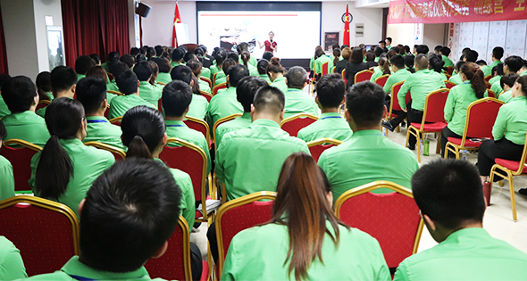 �����������ԶY�������𱬼��ˌW(xu��)�Yæ��