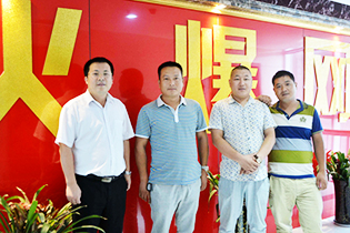 ���Қgӭ�W�r�����F�������𱬾W(w��ng)���^��