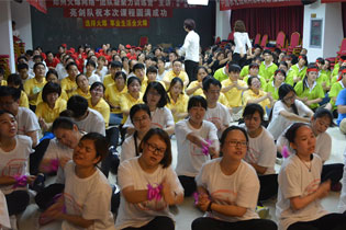 ���������ҳ�ɫ���Ҹ�׃���ҳɹ���